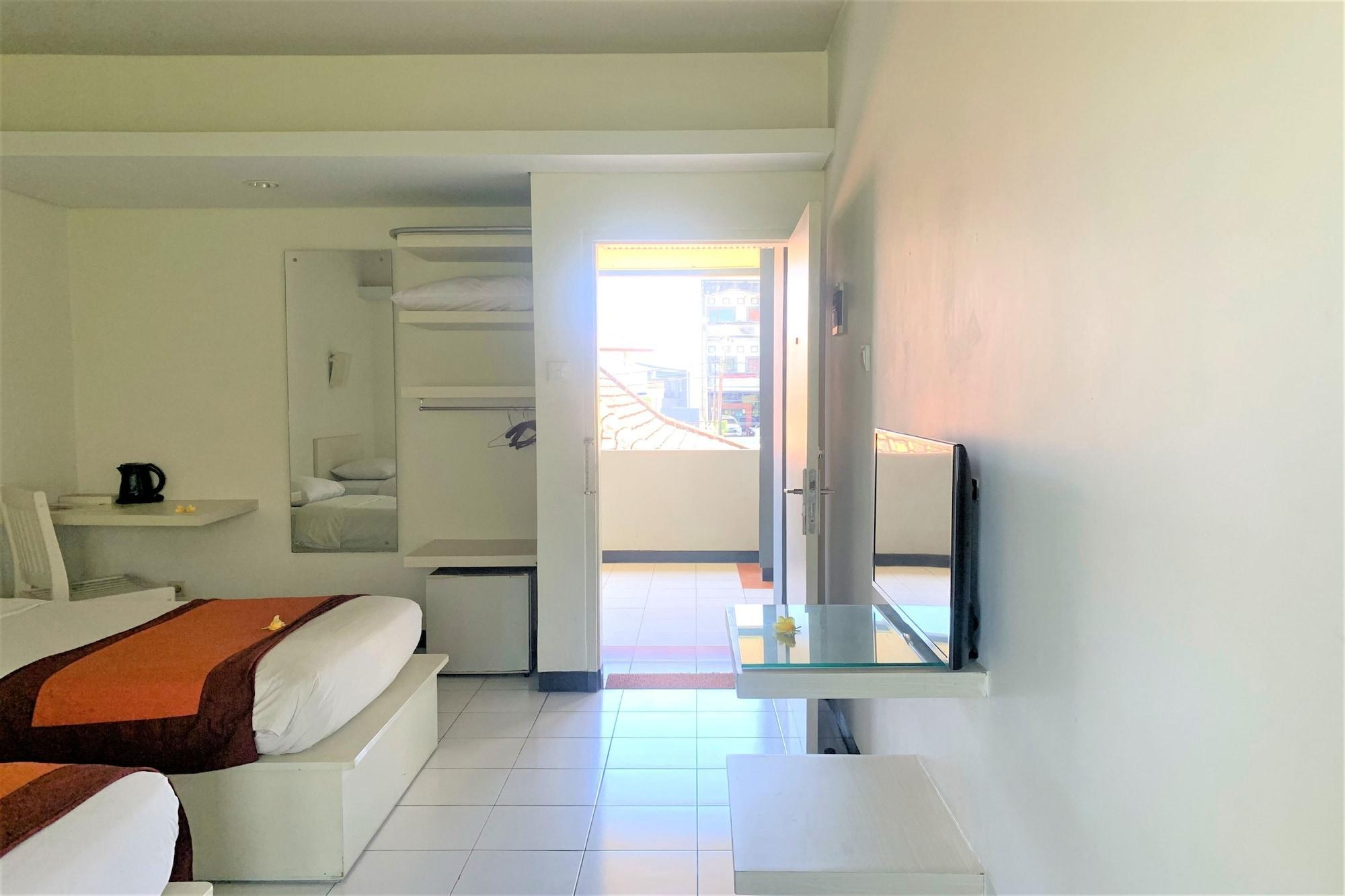 The Yani Hotel Bali Pesanggaran Esterno foto