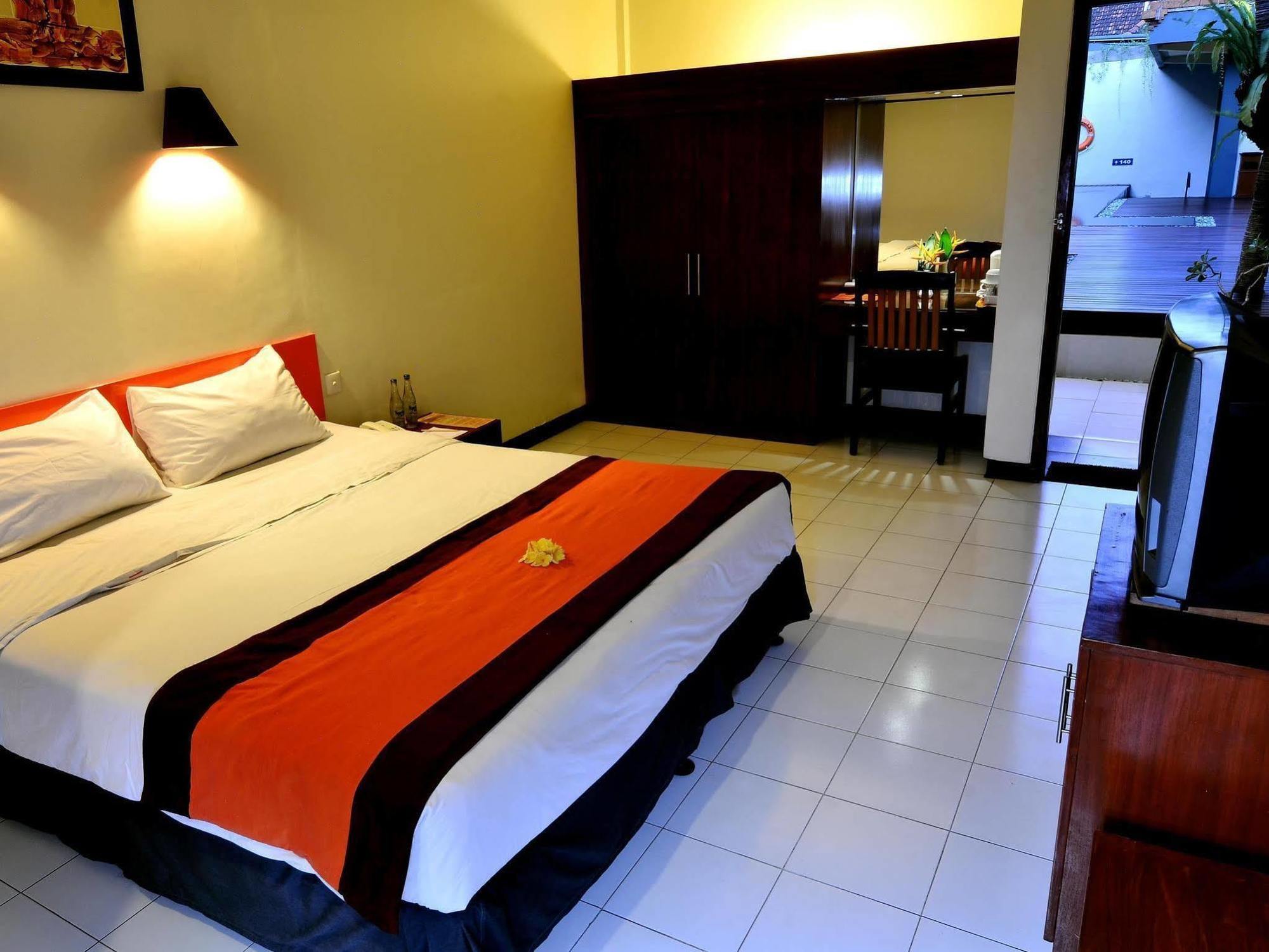 The Yani Hotel Bali Pesanggaran Esterno foto