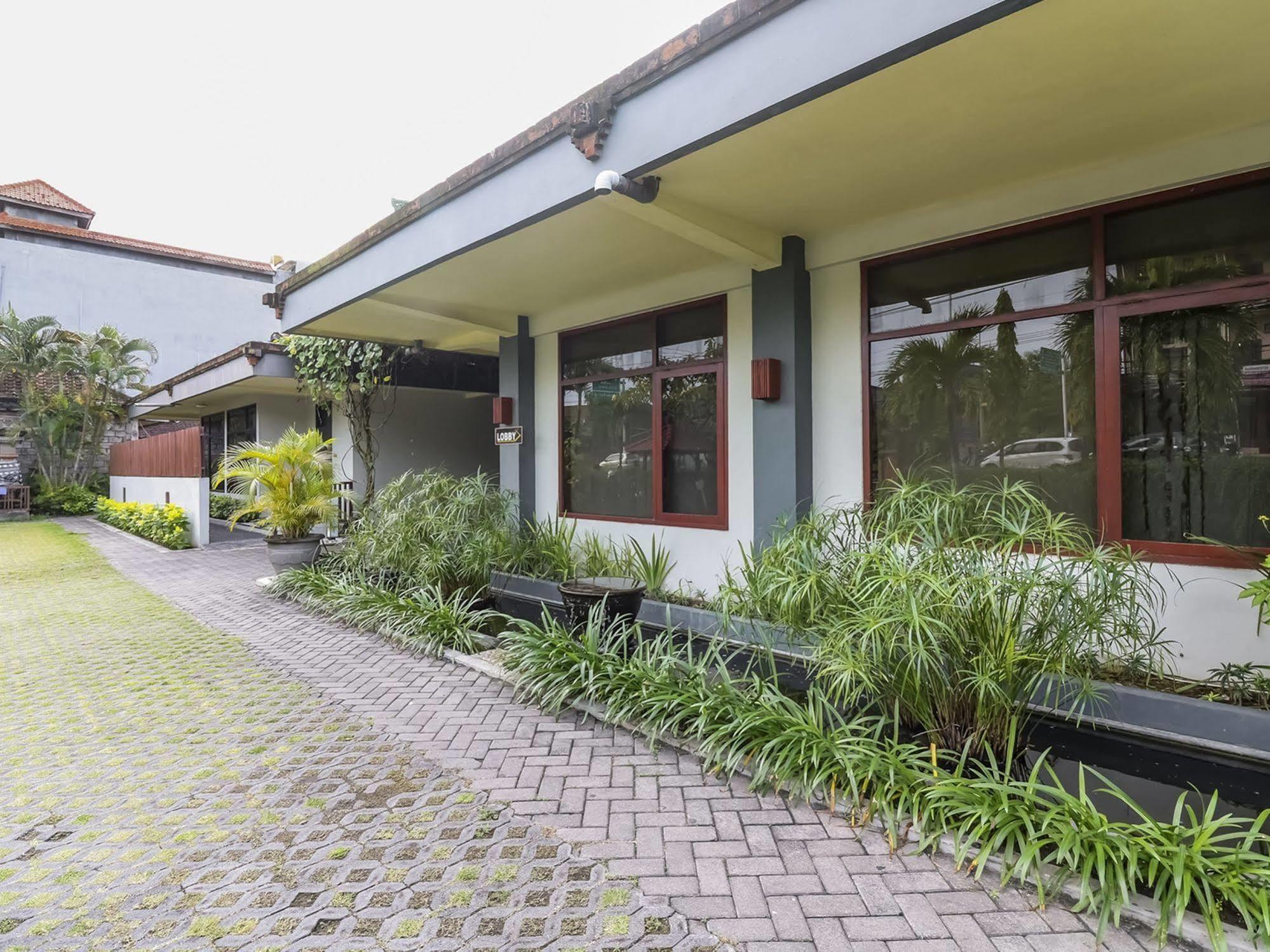 The Yani Hotel Bali Pesanggaran Esterno foto